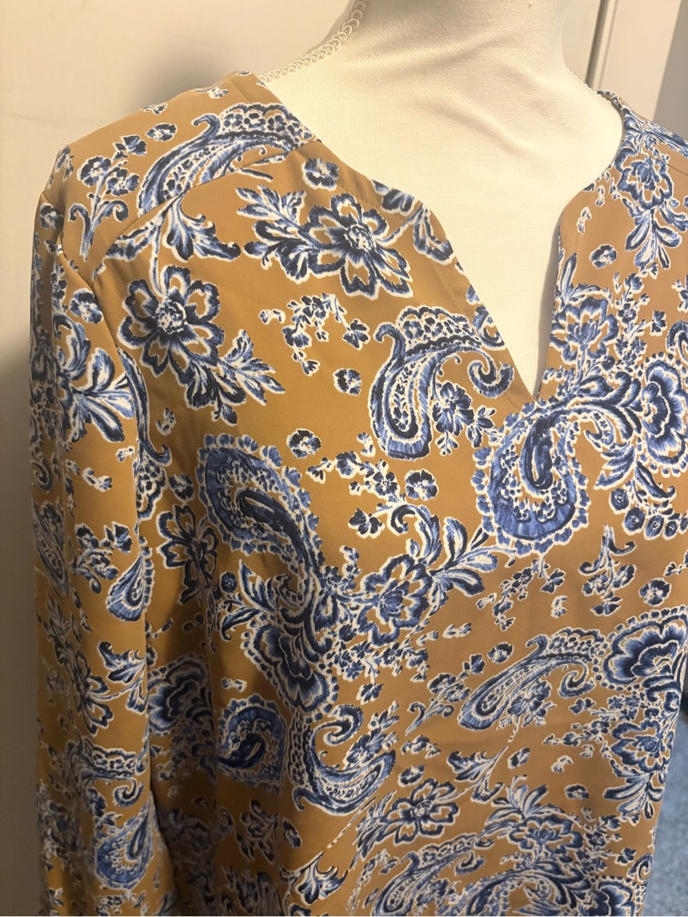 J. Jill Blue Paisley V-Neck Blouse - Picture 2 of 7